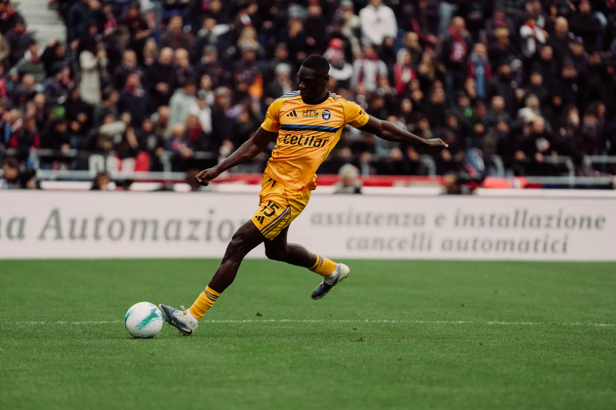 Giudice Sportivo; Tourè fermo per 1 turno 8 6 Bologna Pisa 4 0 Foto Cecchi 55