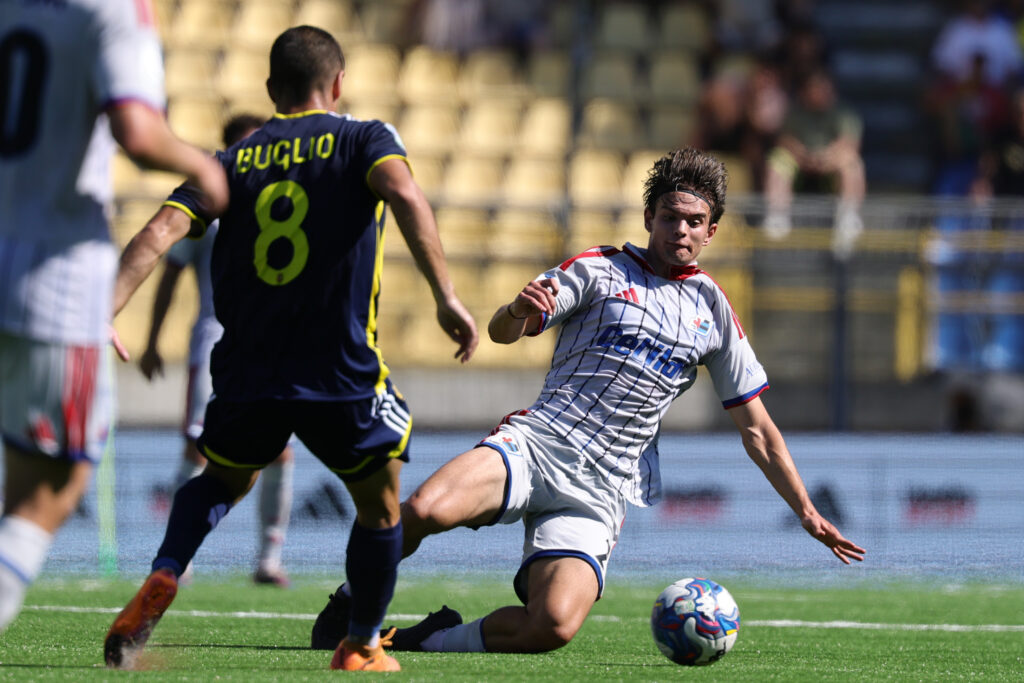 Rosen Bozhinov (A.C. Pisa 1909);   durante la partita tra Juve Stabia-Pisa  del Campionato italiano di calcio Serie BKT 2026/2027 - Stadio Romeo Menti, Castellammare di Stabia, Italia - Domenica 06 settembre  2026 - Sport(Photo by Alessandro Garofalo/LaPresse)