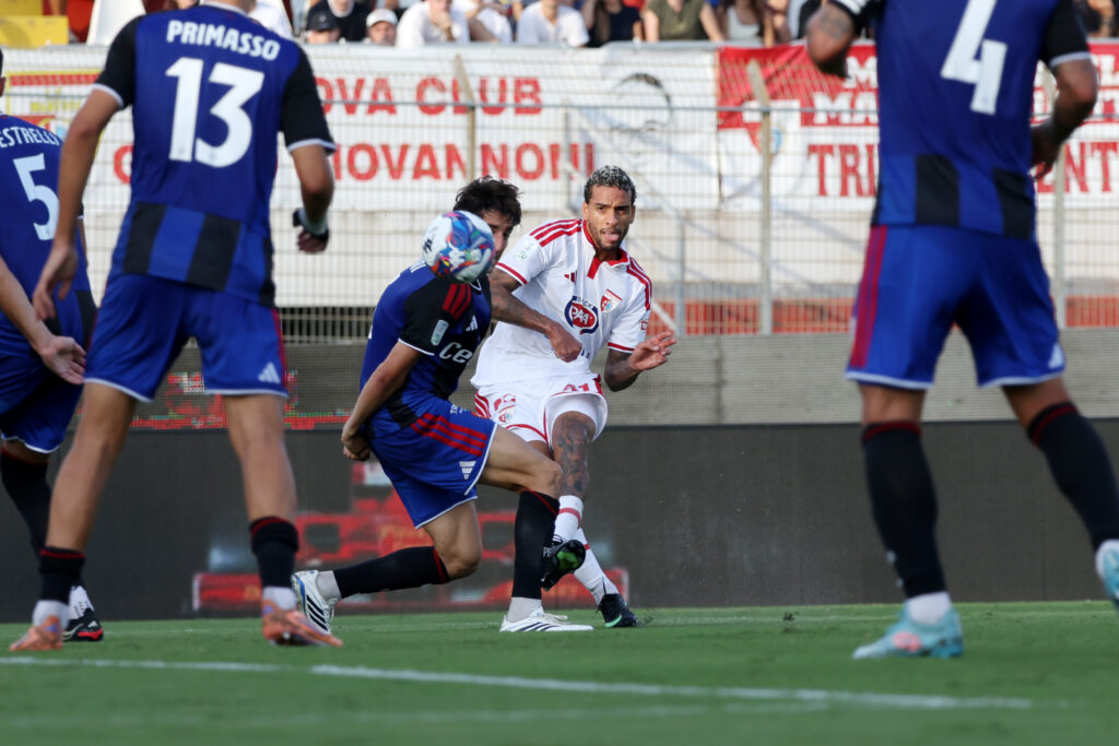 Jonathan Pertinhes Silvia (41 Mantova 1911) occasione da gol durante la partita di Serie B tra Mantova e Pisa allo stadio Danilo Martelli Pata Stadium di Mantova, Italia - Domenica 20 Settembre 2026. Sport - Calcio. (Foto di Stefano Nicoli/Lapresse)